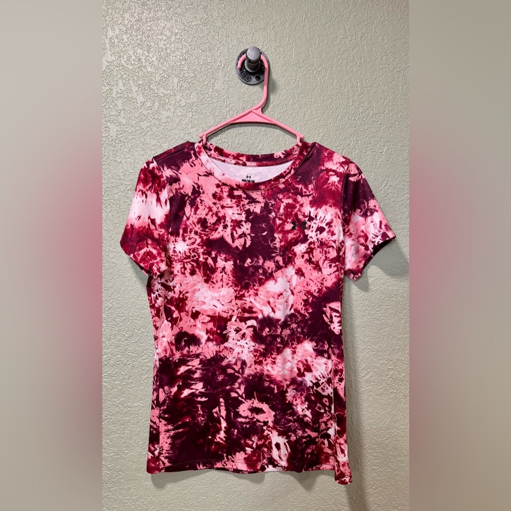 Under Armour Women’s Pink and Dark Pink Tie-Dye Short Sleeve Tee M